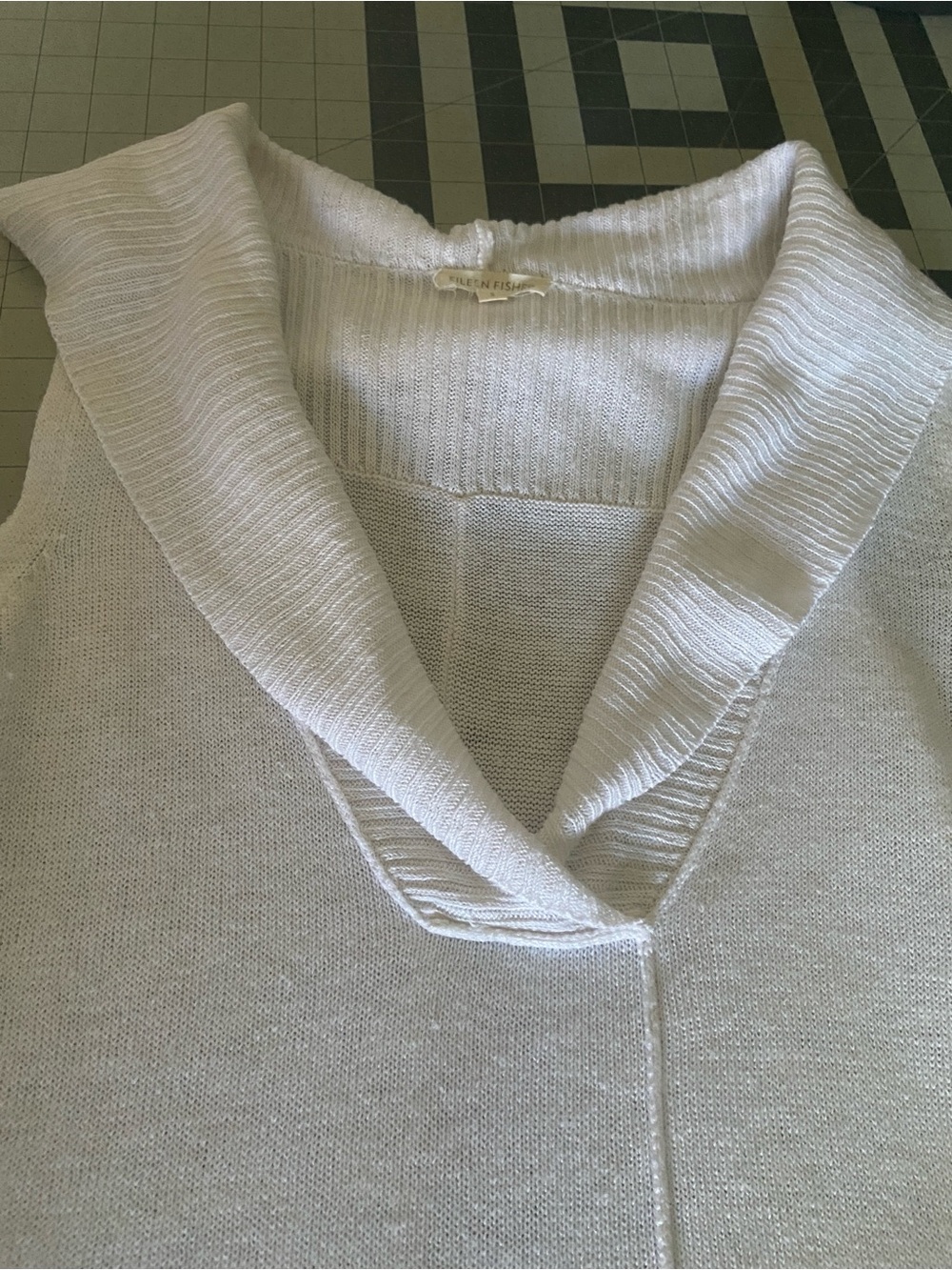 Eileen Fisher S white linen Knit Sleeveless tunic with Pink tank